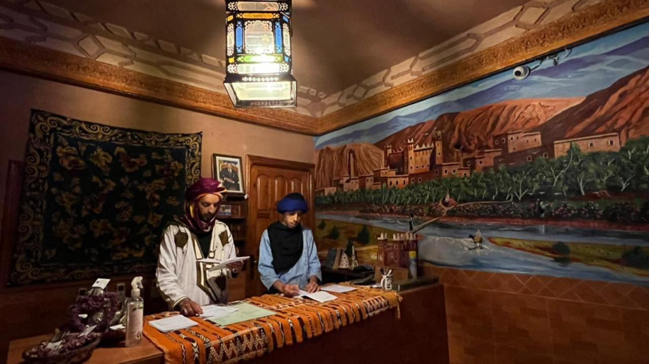 Kasbah La Famille Berbere Hotel Boumalne Dades Exterior photo
