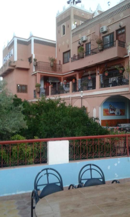 Kasbah La Famille Berbere Hotel Boumalne Dades Exterior photo